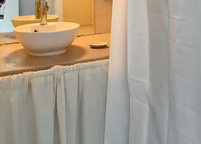 Moderne Au Grau-du-roi De 32 M² Avec Piscine Partagee Apartamento